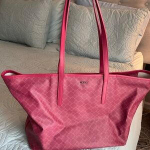 TUMI tote